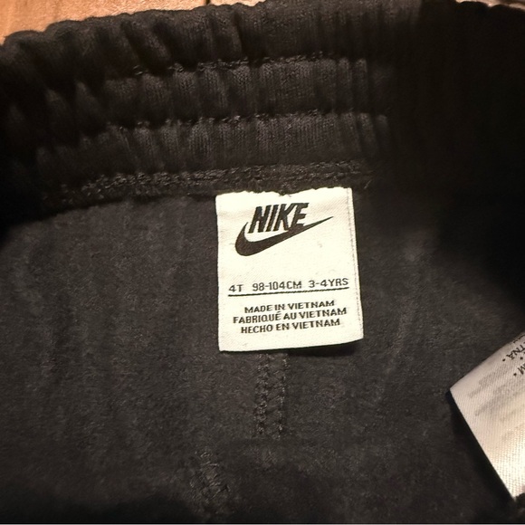 Nike Boys 2 Piece Matching Set Size 4T NEW - Picture 6 of 6